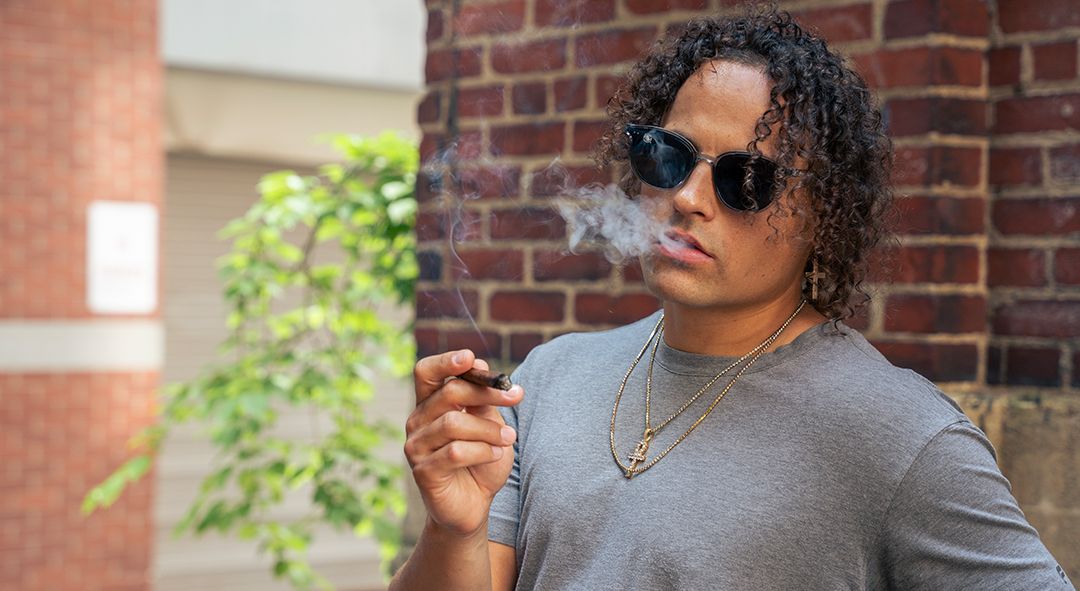 Smoking Avanti Cigars
